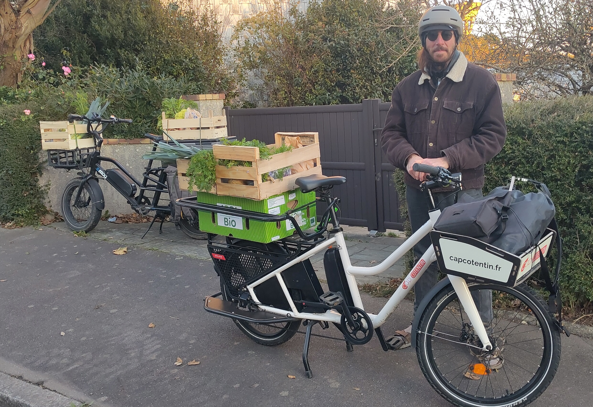 Vélos chargés pour livraison